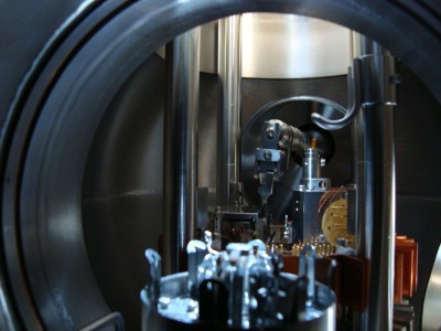 Internal view of UHV chamber with sample carousel in front and the AFM stage at the back - access to the chamber is only possible via manipulator 